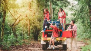 traveling ramah lingkungan